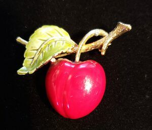 Vintage Enamel Apple Brooch Pin- Red & Green Large‎ - 1.75"- Figural fb1-24